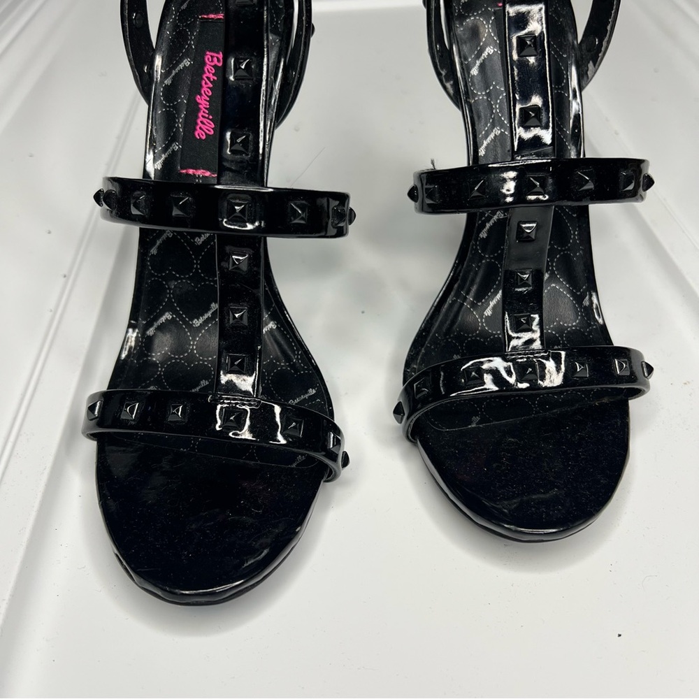 Betsey Johnson Betsyville Elegant Black Strappy Heels, Size: 8 - Picture 6 of 9